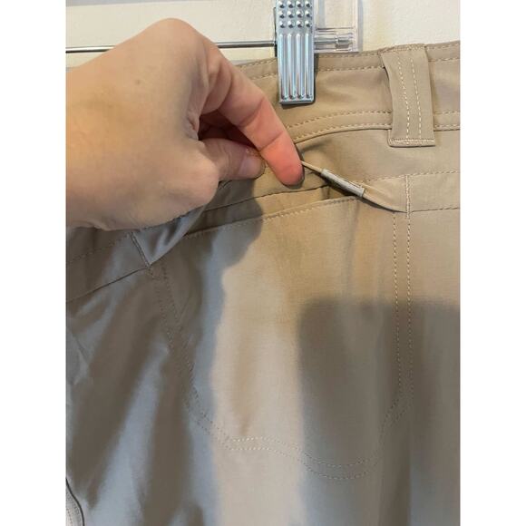 Eddie Bauer Lightweight Hiking Cargo Fast Dry Pants Khaki Tan Size 18 NEW - Picture 5 of 9